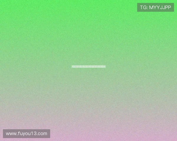 横滨水手与利物浦比赛场地草皮状况差引发球迷热议 横滨水手与利物浦比赛场地草皮状况差引发球迷热议